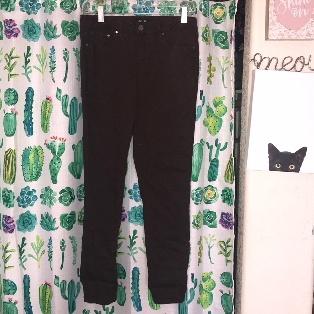 Size 8 Earl Stretch Skinny Ankle Jeans